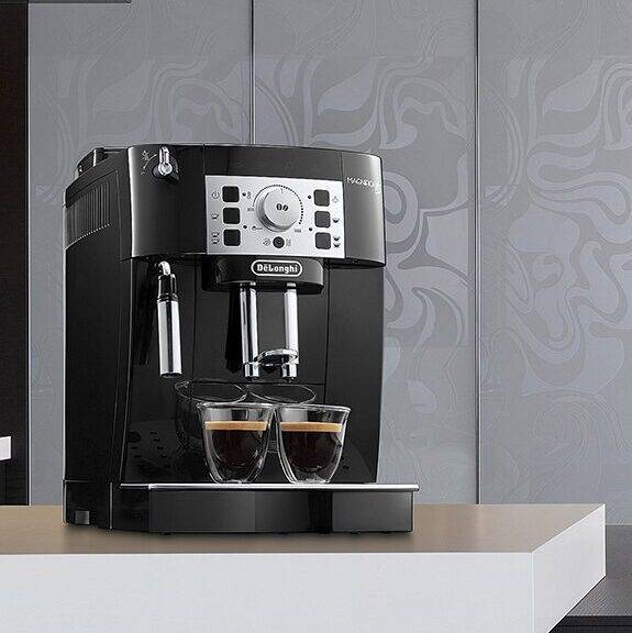 Кавомашина Delonghi ECAM 22.110